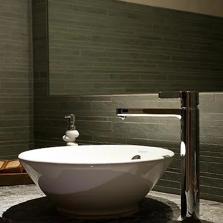 Hotel La Vallee &spa 3*