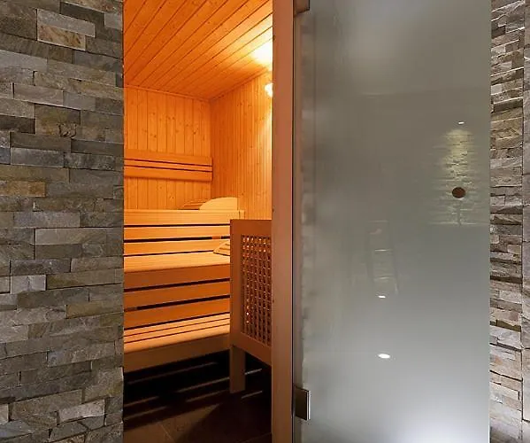 Hotel La Vallee &spa 3*